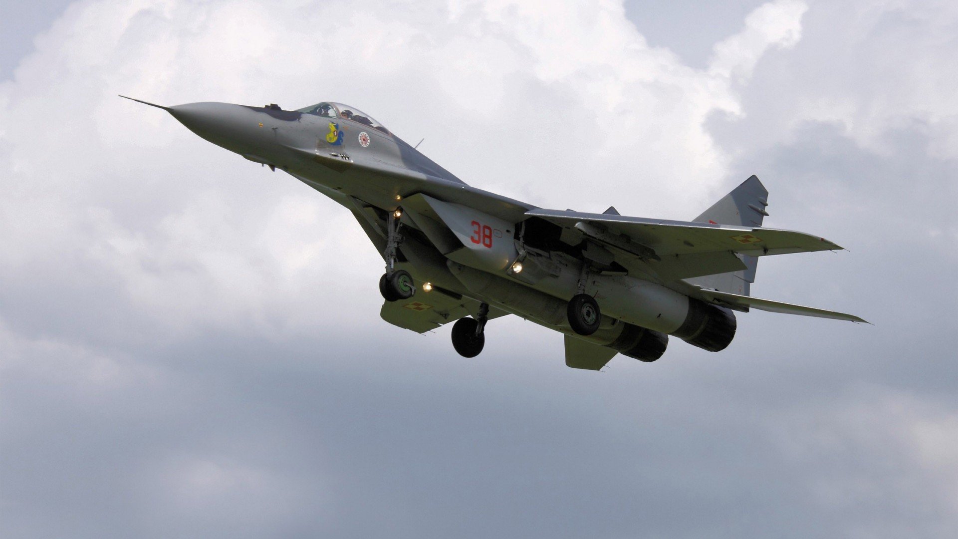 利拉德时间，当独行侠的刀锋刺穿步行者的盾