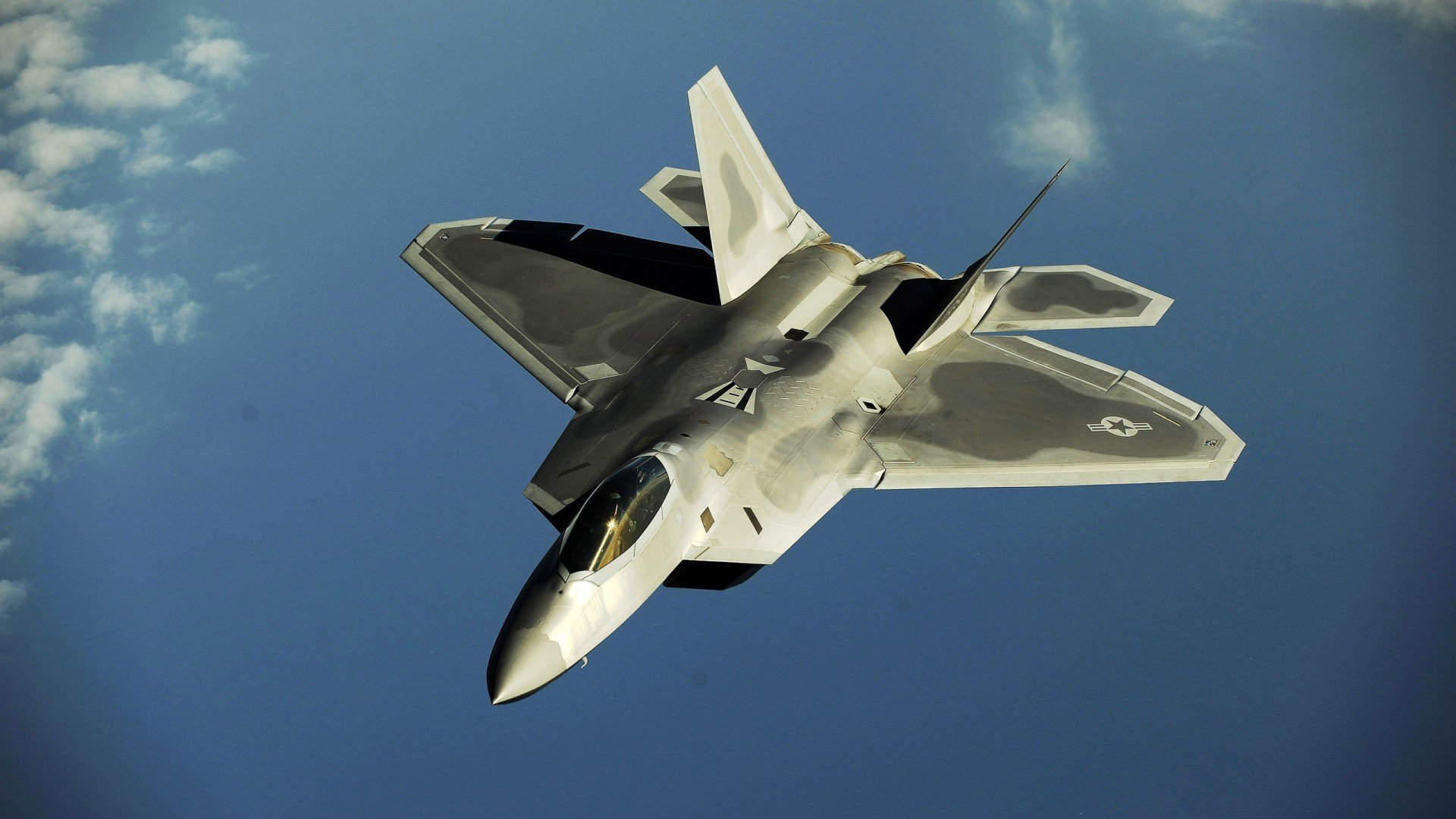 沉默的王牌，欧冠半决赛之夜，孙兴慜用极致状态点燃亚洲之光