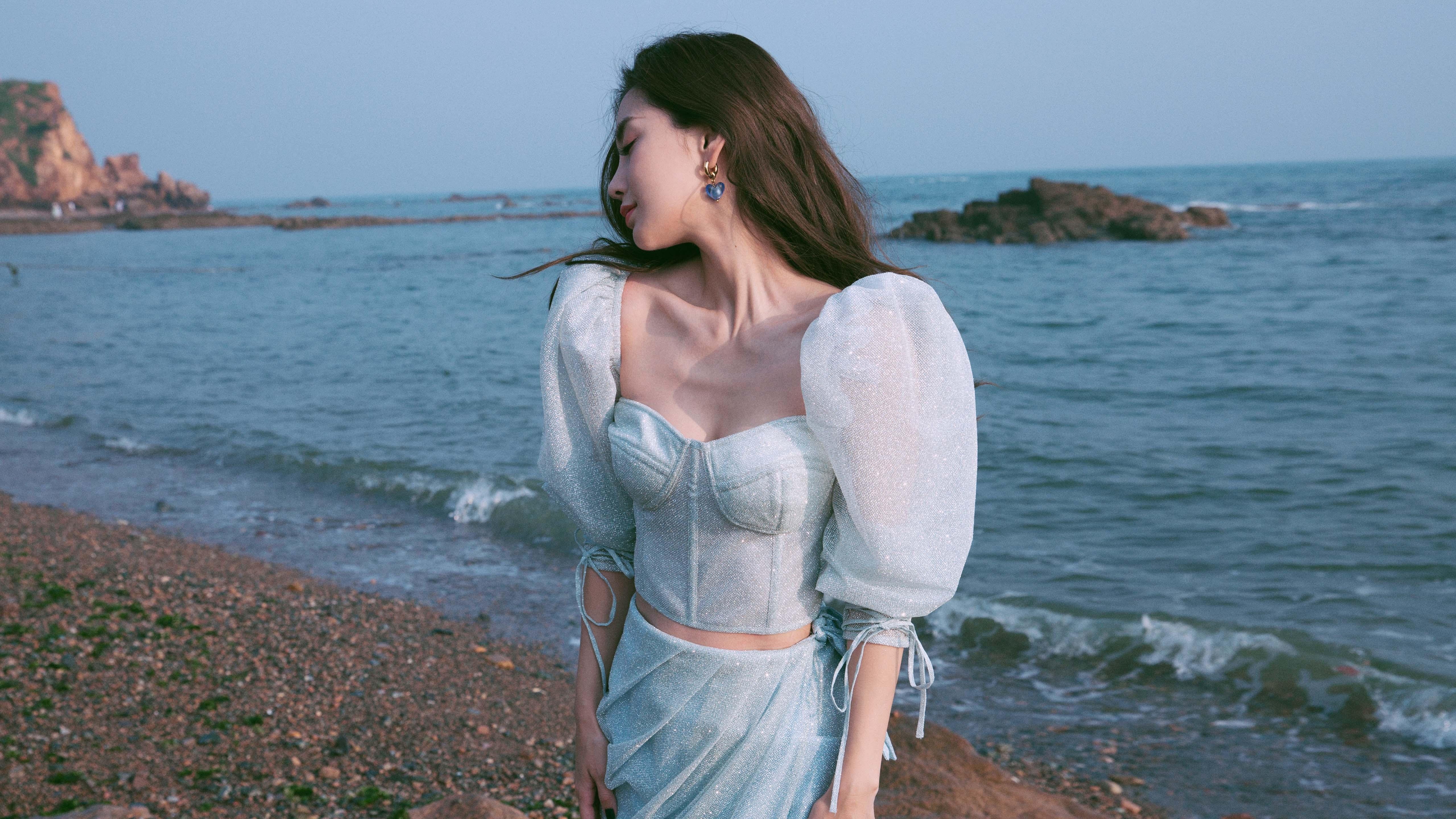 地中海吹来的铁壁，当阿尔及利亚封锁里昂，伊布如何点燃暗夜